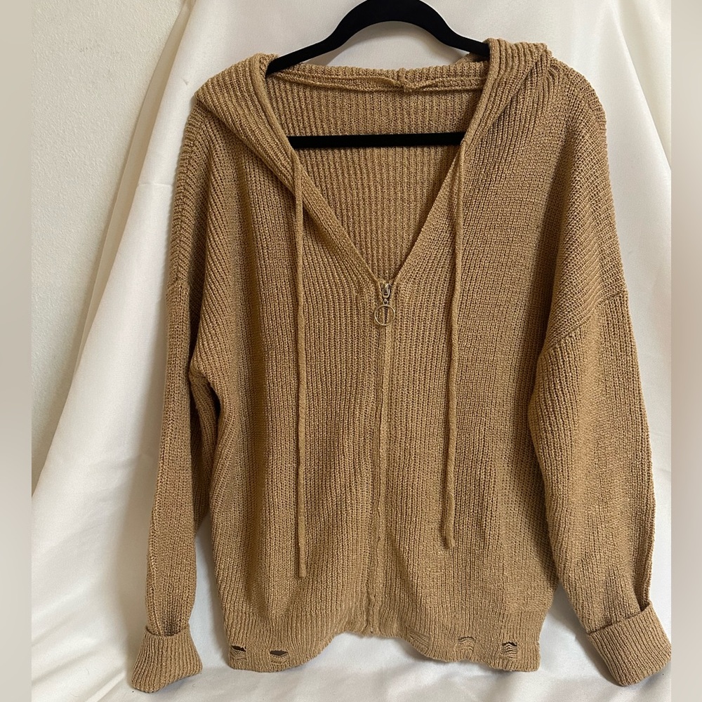 Knit tan colored hoody with zipper. Size Medium.